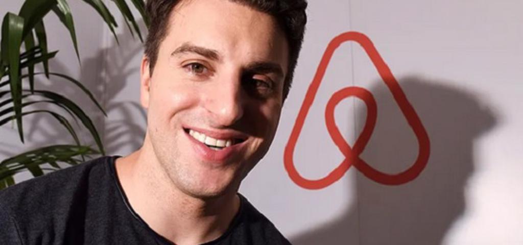Ο CEO της Airbnb προτρέπει τους Γάλλους να νοικιάσουν σπίτια για τους Ολυμπιακούς Αγώνες Ο CEO της Airbnb προτρέπει τους Γάλλους να νοικιάσουν σπίτια για τους Ολυμπιακούς Αγώνες